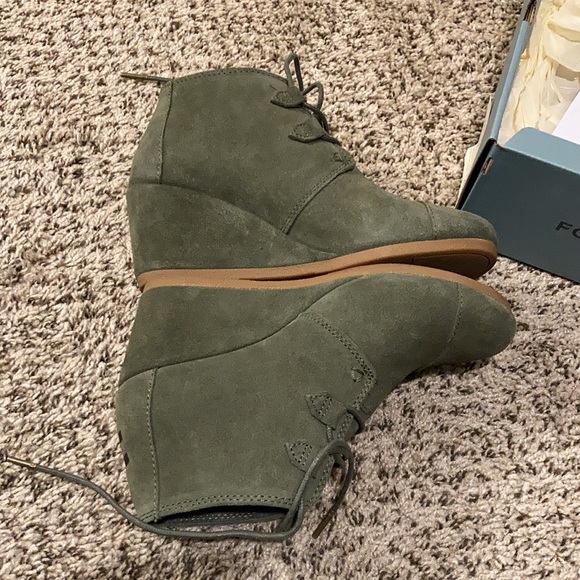 Toms Wedges Perfect Condition - Picture 5 of 7